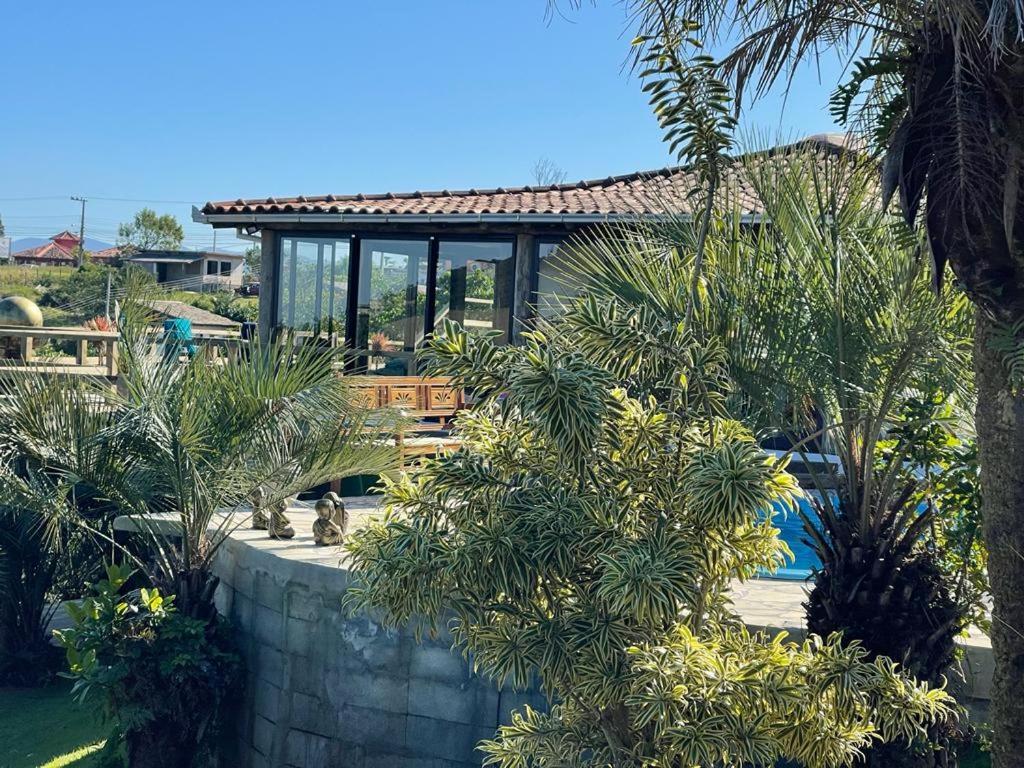 Villa Santorini Praia Do Rosa Com Piscina E Jacuzzi Exterior foto